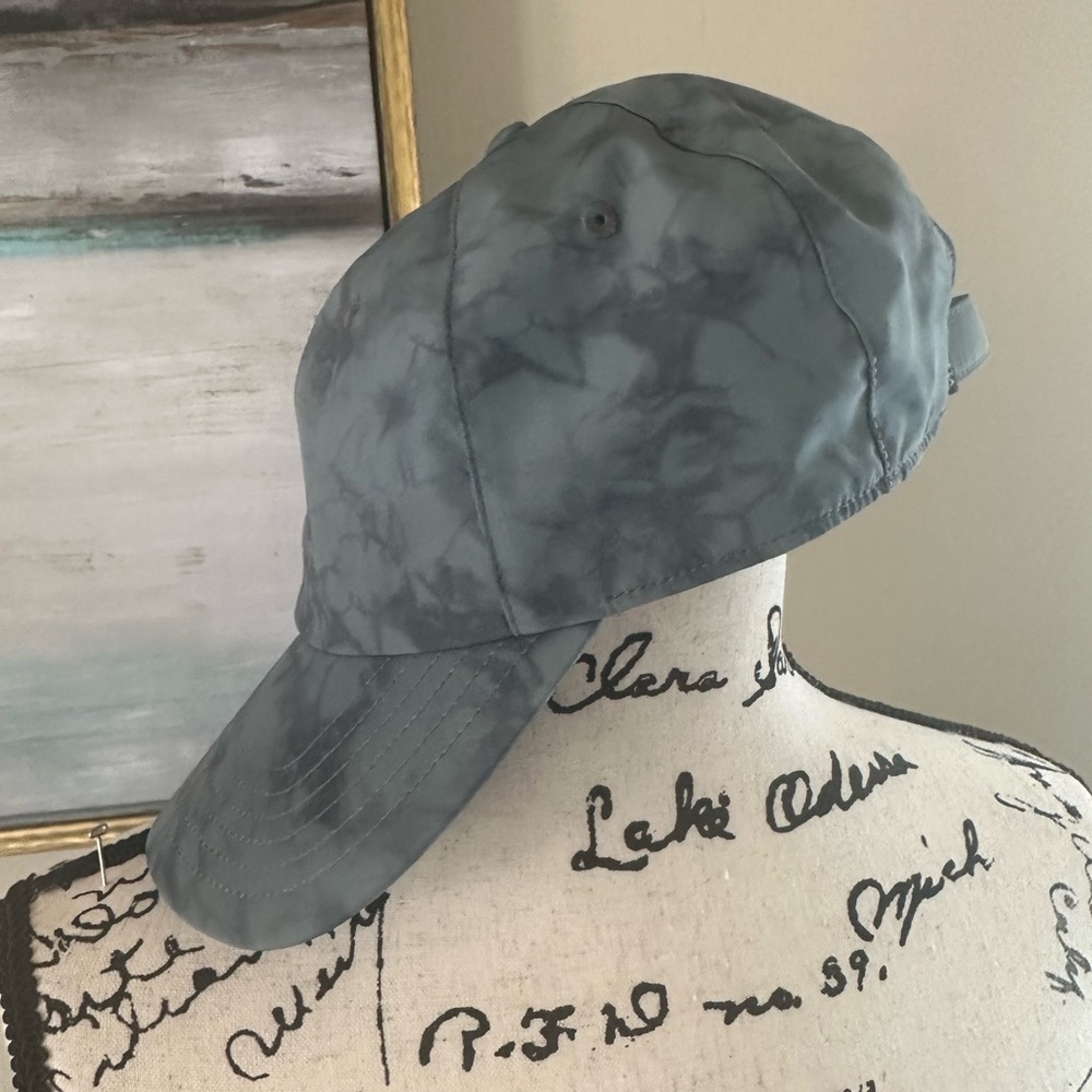 Athleta NWT Kinetic Printed Baseball Cap - Picture 6 of 9